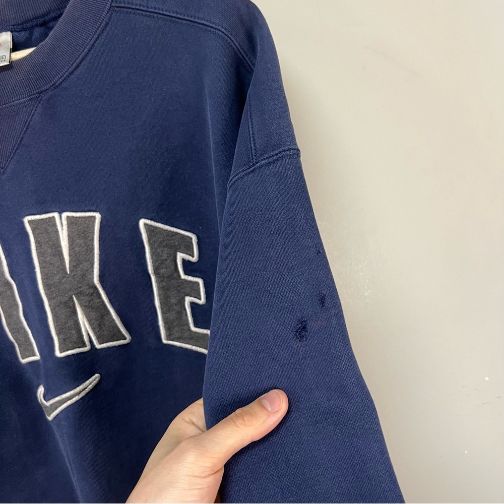 Vintage 90s Nike Crewneck - Picture 7 of 7